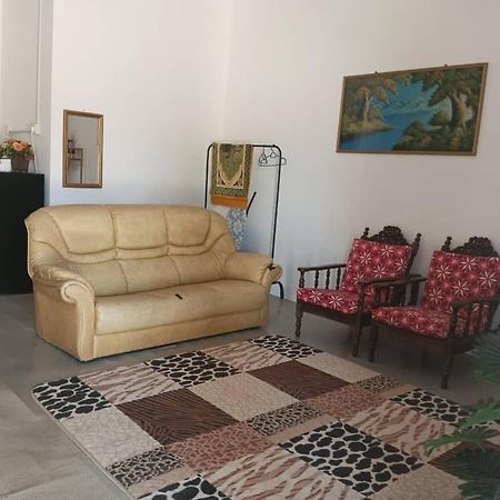 Homestay Lembah Tambunan Kampong Nail Kültér fotó
