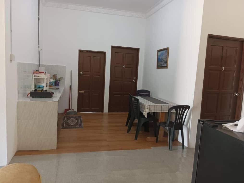 Homestay Lembah Tambunan Kampong Nail Kültér fotó
